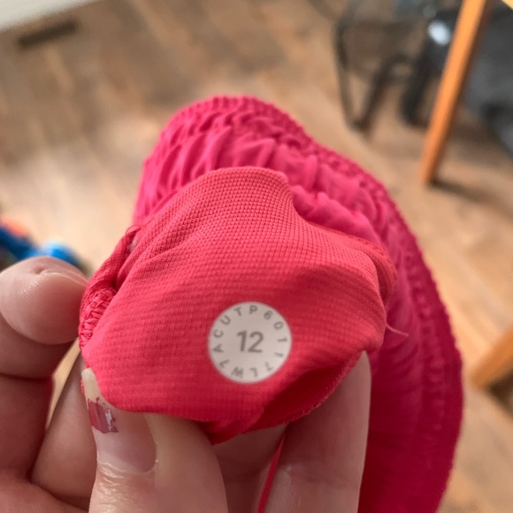 Pink Lululemon shorts. - Picture 5 of 5
